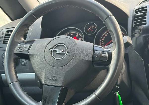 Opel Zafira cena 21700 przebieg: 189000, rok produkcji 2010 z Inowrocław małe 352